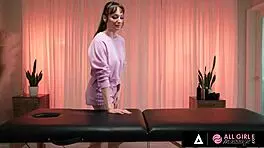 Leana Lovings licks and fingers her hot client in VR massage.