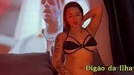 safada mamando e fodendo com vontade?