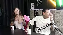 she realized making money from sex got her dick praised 😏