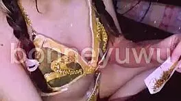 Bonneyuwu as leia in star wars cosplay gets facial ejaculation on bed