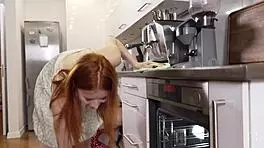 Two lads, fries, vinegar, hot sauce, geil patience