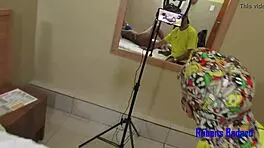 Behind scenes with Ariella Ferraz