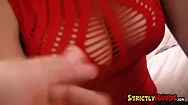 Strictly hands 18-year-old amateur hottie Mae Lynn jerks off her man in POV