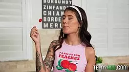 Tight Pussy Braylin Gets Face-Covered After Dirty Cock-Sucking