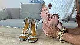 Horny Boyfriend Overwhelmed By Pretty Blonde Girlfriend's Stinky Feet Fetish