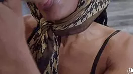 quick blowjob and cum in mouth before workout with squirting