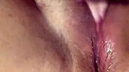 Eighteen year old fingers her wet pussy and fucks herself solo