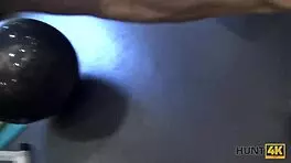 The hunt is on, waiting for a beautiful girl