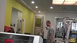 The hunt is on, waiting for a beautiful girl