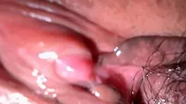 业余亚洲粉穴失去处女170天后探索