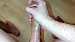 This homemade solo session ends with a huge cumshot.