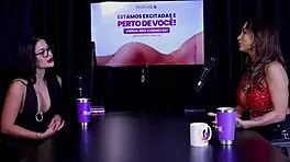 Uma pegada é essencial na hora! Belinha Baracho conta que a cena que mais gostou foi fodida em cima da casa do cachorro e a dp anal