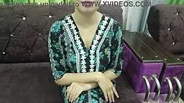 Stepsister Tries Cock for First Time and Loves Sucking It