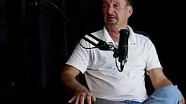 I’m so moved seeing Andressa Urach enter porn through her daughter’s invite!