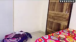 Le Doy Un Rico Masaje Y Me Paga Montando Su Verga