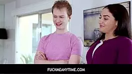 Step brother fucks phone-addicted sister Chloe Cherry