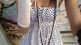 i met this cute 18-year-old thai girl in bangkok for a short time creampie session, she's such a sweet prostitute