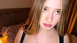 Ran into porn star Comatozze on the street, will I score?