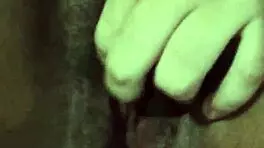 Teen 18+ virgin rubs pussy with dildo, can't let it enter. She's masturbating solo.