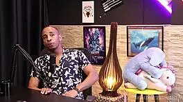 i’m obssessed with this black nerd in red lingerie, so sexxy!