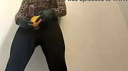 i fucked a papaya fruit for the first time as a young brazilian 18+, it felt amazing