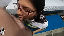 oh dios esta jovencita es hermosa y viene a follar conmigo 😍