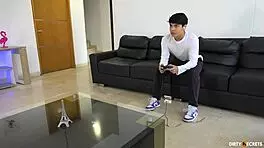 my stepsister plays video games and i play with her ass