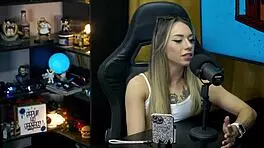 Bianca Demarchi flaunts her body, bites Ruan's ear and neck with raw desire