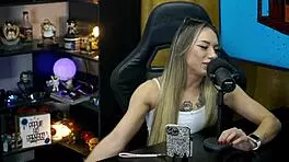 Bianca Demarchi flaunts her body, bites Ruan's ear and neck with raw desire