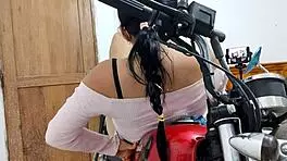 Milf Undresses in Homemade Video, Showing Huge Tits