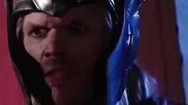 莱克西·斯瓦洛在复仇者XXX恶搞中骑大鸡巴