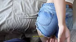 Hermanastro folla a hermanastra virgen a escondidas besos calientes 18