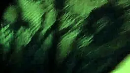 18岁小可爱用力磨粗大肉棒