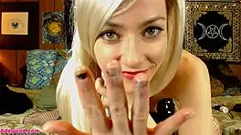 Adalynnx streches her tiny pussy with big toys, it's so huge!