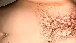 吉吉可爱小奶子忍不住怀孕性欲！