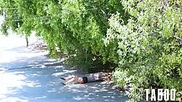 笼中少女18+穿裙子和Zac Wild和Jennifer White狂野