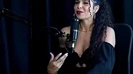 tem certas coisas nela que s�o pequenininhas era modelo deu dicas para mulheres e conversou com a m�e sobre vender conte�dos - sweet karolzinha watch on sheer red