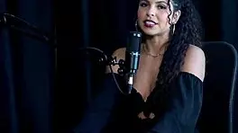 tem certas coisas nela que s�o pequenininhas era modelo deu dicas para mulheres e conversou com a m�e sobre vender conte�dos - sweet karolzinha watch on sheer red