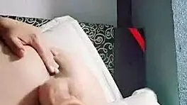 Me gusta mi dildo enorme 😘