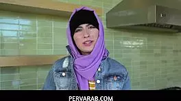 Angeline red gives blowjob and deepthroat in wet fantasy