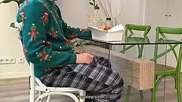 I Seduced My Step Sis in 'I Love Doggystyle' T-Shirt, Banged Her Missionary, and Came Inside