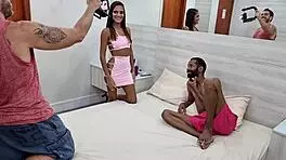 Bastidores da Gravação da Novinha Karina Melo Dando Muito Cu Pros Machos no Motel