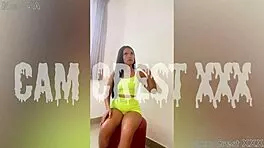 Wank for Victoria Greene and clean up her massive squirt!