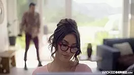 Clout Episode 5: Digital dude meets the shy blonde virtual vixen