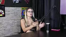 Blonde Teen Babe In Sexy Lingerie Joins Group For Wild Swingers Sex And Glamour Compilation