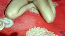 Ninfómana Colombiana Follando Rico Mientras Habla Por Teléfono Con Su Marido