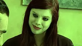 Does young ts babysitter Chelsea Poe get hardcore assfucking?