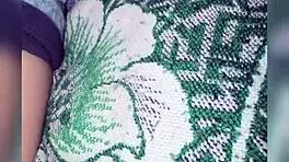 They fuck the salon girl with her pink tits! Real homemade video.