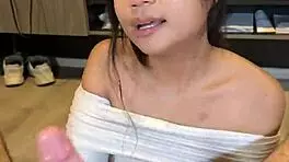 does this pretty asian swallow my cum?