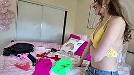 朱莉娅·詹姆斯骑乘我的大鸡巴反向牛仔赢得试镜面试